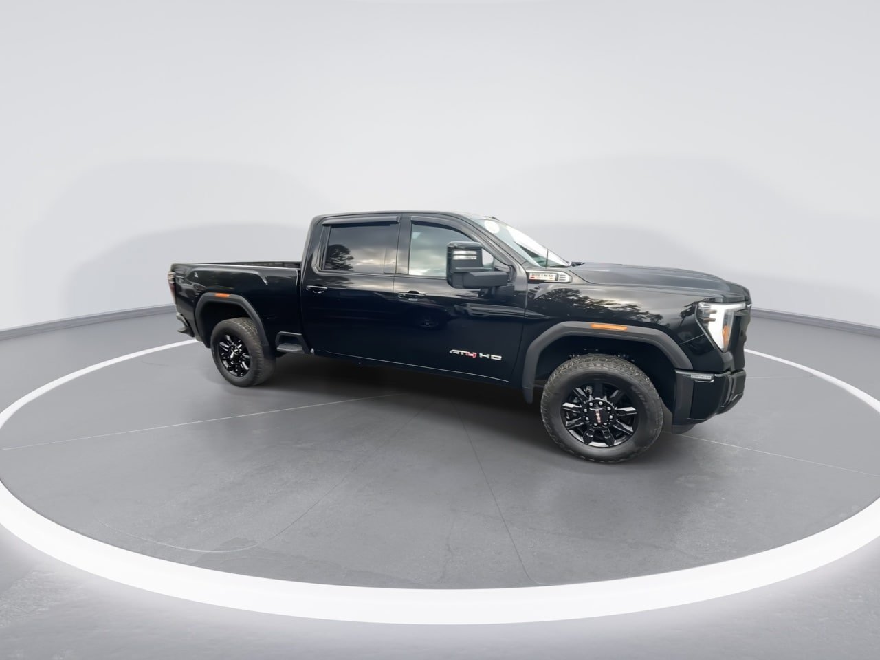 Used 2026 GMC Sierra 2500 AT4 AWD/4WD image 2