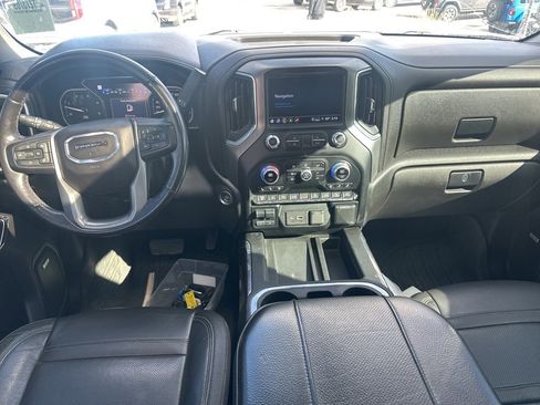 Used 2023 GMC Sierra 3500 Denali w/ Denali Ultimate Package image 9