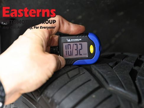 Used 2022 Chevrolet Silverado 1500 LT image 29