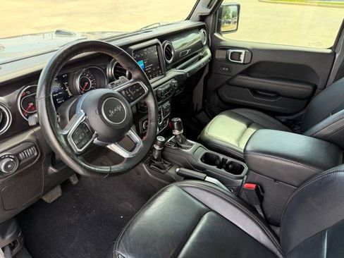 Used 2021 Jeep Wrangler Unlimited Rubicon w/ Trailer Tow Package AWD/4WD image 11