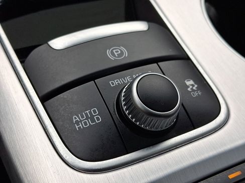 Used 2023 Kia Stinger GT2 image 29