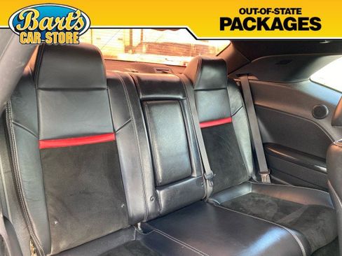 Used 2014 Dodge Challenger SRT8 w/ Harman/Kardon Audio Group RWD image 8