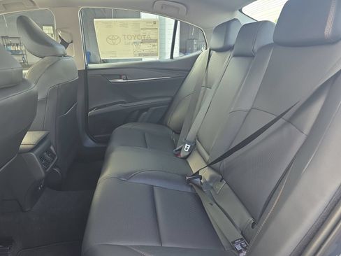 New 2026 Toyota Camry Hybrid AWD/4WD image 10
