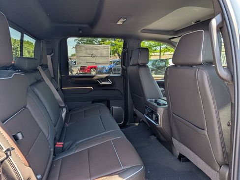 New 2026 GMC Sierra 3500 Denali w/ Denali Reserve Package AWD/4WD image 30