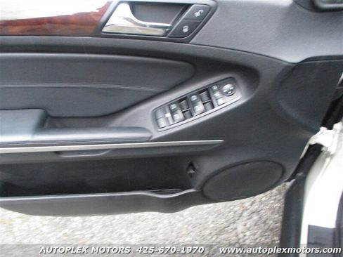 Used 2011 Mercedes-Benz ML 350 BlueTEC 4MATIC image 25