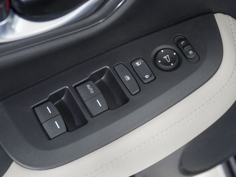 New 2026 Honda HR-V LX image 18