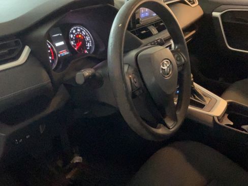 Certified 2021 Toyota RAV4 LE FWD image 21