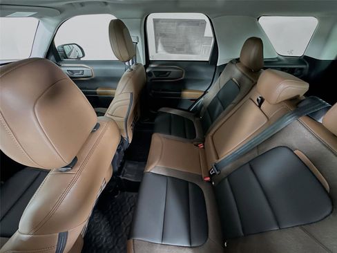 New 2025 Ford Bronco Sport Outer Banks w/ Sasquatch Outer Banks Package AWD/4WD image 24