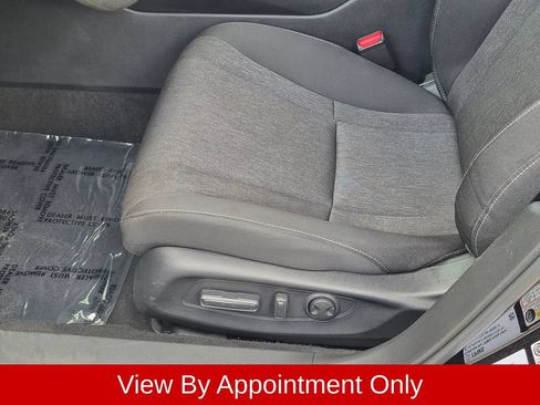 Used 2025 Honda Accord SE image 18