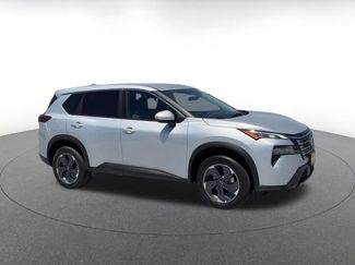 Used 2025 Nissan Rogue SV FWD video 2