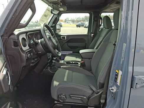New 2026 Jeep Gladiator Sport AWD/4WD image 14