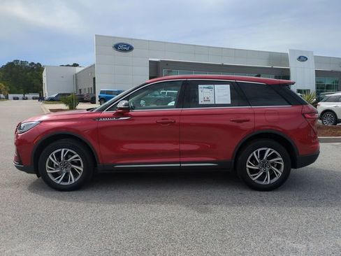 Used 2025 Lincoln Corsair AWD w/ Equipment Group 101A image 7