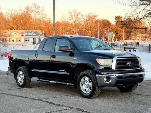Used 2010 Toyota Tundra 4x4 Double Cab image 6
