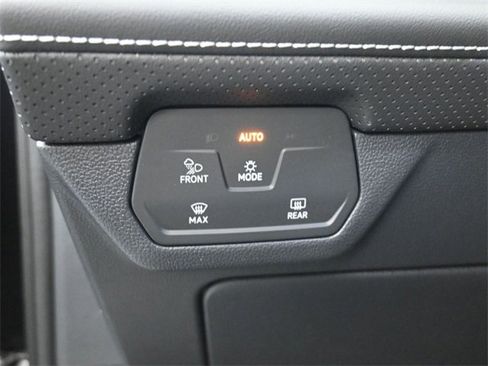 New 2026 Volkswagen Atlas SEL Premium R-Line image 21