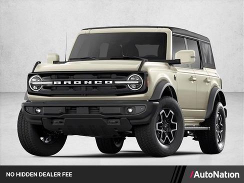 Used 2025 Ford Bronco Outer Banks AWD/4WD image 1