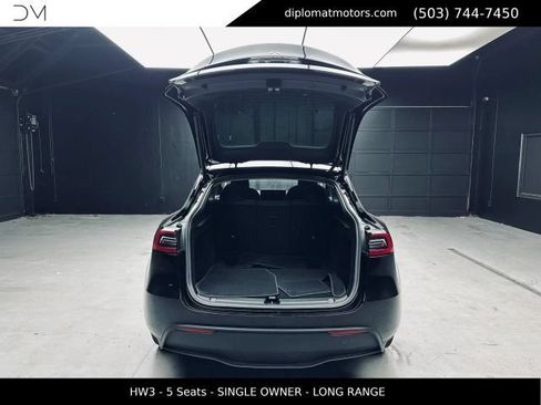 Used 2023 Tesla Model Y Long Range AWD/4WD image 40