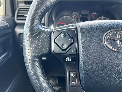 Used 2023 Toyota 4Runner 40th Anniversary SE AWD/4WD image 18