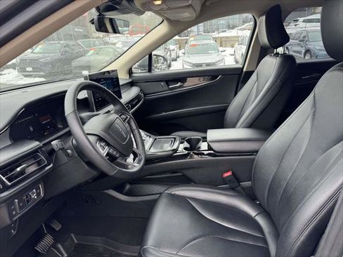 Used 2022 Lincoln Nautilus Standard image 13