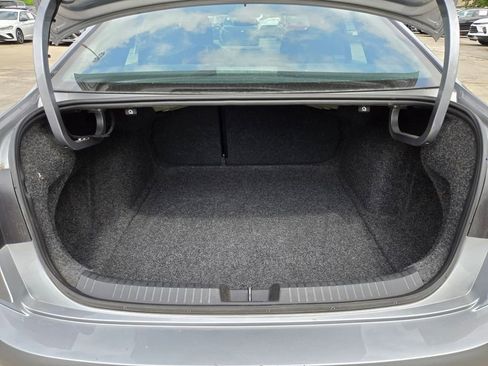 Used 2025 Volkswagen Jetta Sport FWD image 30