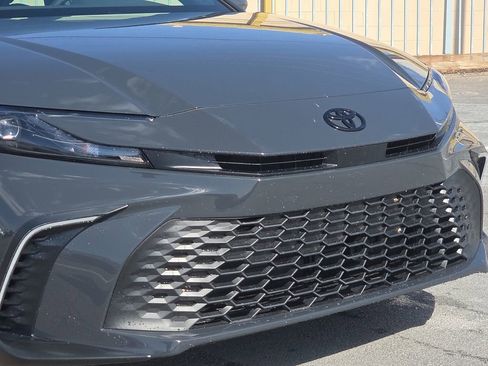 New 2026 Toyota Camry SE image 7