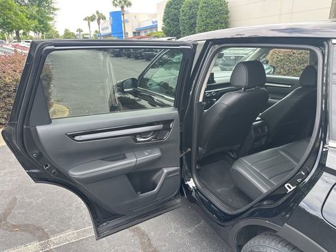 Used 2025 Honda CR-V EX-L image 11