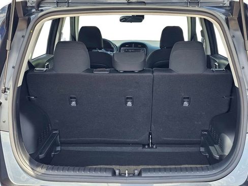 Certified 2025 Kia Soul LX w/ LX Technology Package FWD image 12