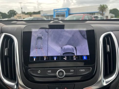 Used 2024 Chevrolet Equinox Premier FWD image 26