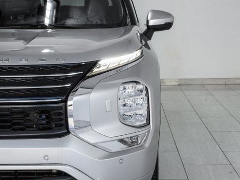 Used 2022 Mitsubishi Outlander SEL image 56