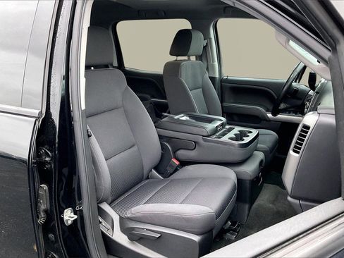 Used 2018 Chevrolet Silverado 1500 LT w/ All Star Edition image 29