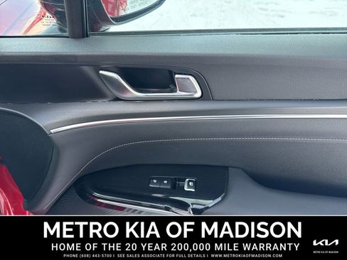 Used 2025 Kia K5 GT-Line image 35
