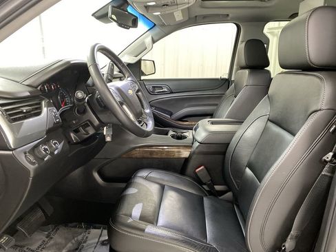 Used 2018 Chevrolet Suburban LT AWD/4WD image 11