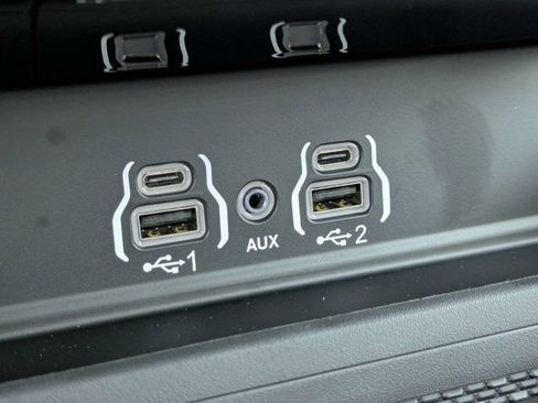 New 2026 RAM 2500 Laramie AWD/4WD image 22