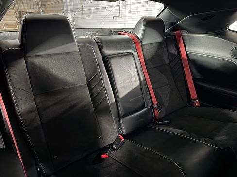 Used 2015 Dodge Challenger SRT Hellcat RWD image 42