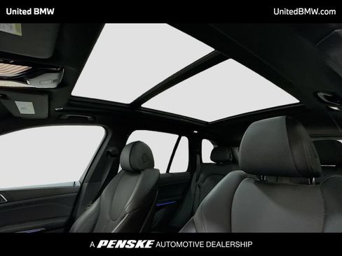 Used 2022 BMW X5 xDrive40i w/ Premium Package AWD/4WD image 12