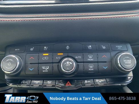 Used 2024 Dodge Durango GT AWD/4WD image 17
