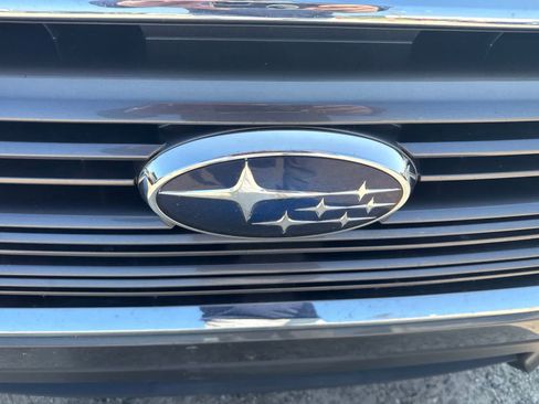 Used 2019 Subaru Ascent Limited AWD/4WD image 11