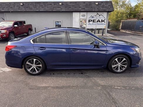Used 2019 Subaru Legacy 3.6R Limited AWD/4WD image 8