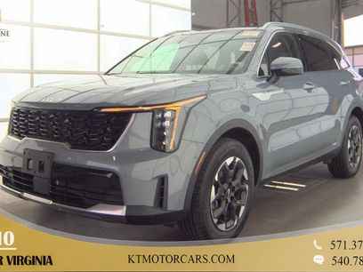 Used 2025 Kia Sorento S w/ Panoramic Sunroof Package