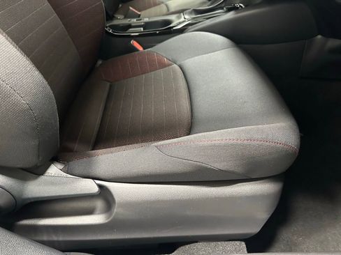 Used 2025 Toyota Corolla SE image 58