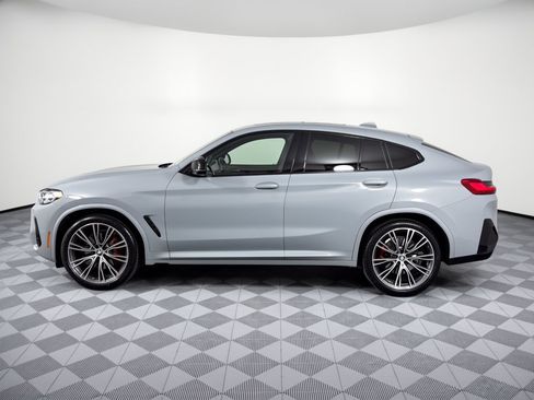 Used 2024 BMW X4 M40i w/ Premium Package AWD/4WD image 2