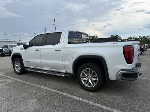 Used 2019 GMC Sierra 1500 SLT AWD/4WD image 3