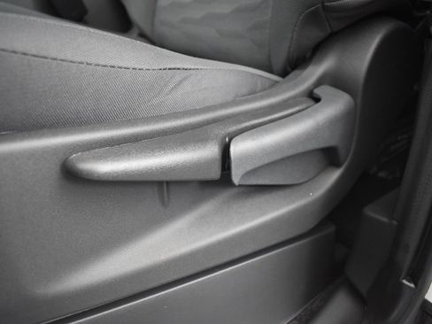 New 2026 Nissan Frontier S image 24