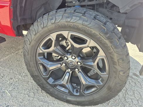 Used 2023 RAM 1500 Big Horn AWD/4WD image 6