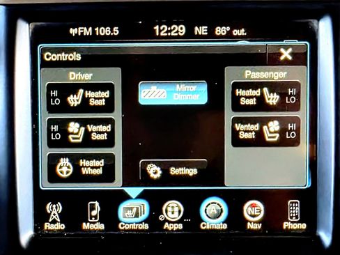 Used 2015 RAM 2500 Laramie w/ Convenience Group AWD/4WD image 28