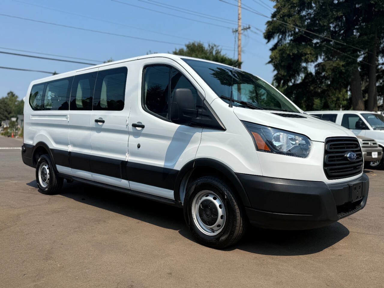 Used 2019 Ford Transit 350 XL RWD image 2
