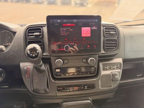 Used 2022 RAM ProMaster 3500 w/ Premium Convenience Group image 22