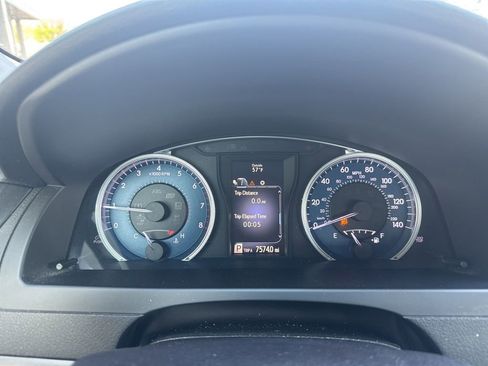 Used 2017 Toyota Camry LE image 15