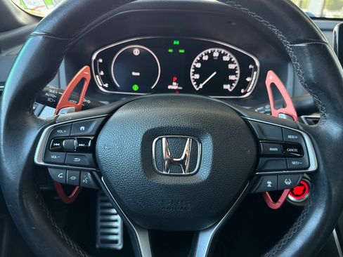 Used 2018 Honda Accord Sport image 23