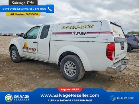 Used 2018 Nissan Frontier SV RWD image 3