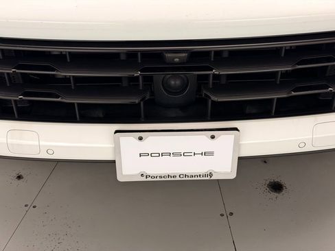 Used 2024 Porsche Cayenne Coupe image 43